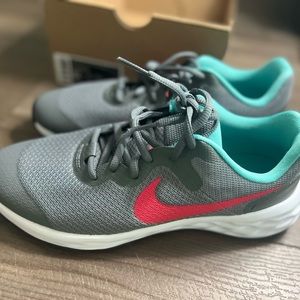 Nike Revolution Running Shoe NWT